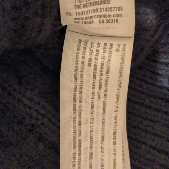 A&F Cable Crew Sweater - Picture 4 of 4